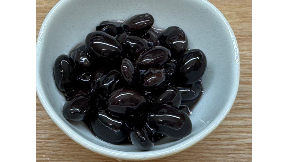 アイリスオーヤマ電気圧力鍋で作った黒豆の完成写真